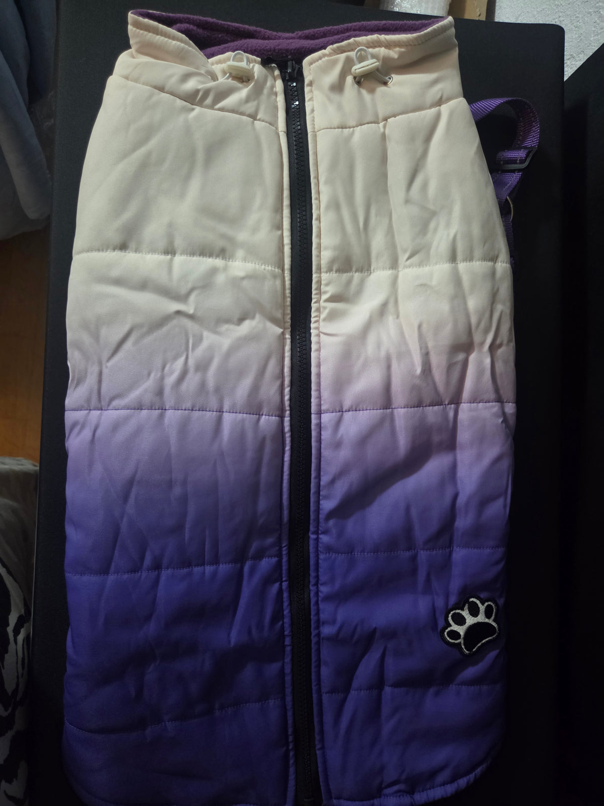 Abrigo chaleco térmico para perro con arnés – Talla XL (Nuevo con etiqueta)
