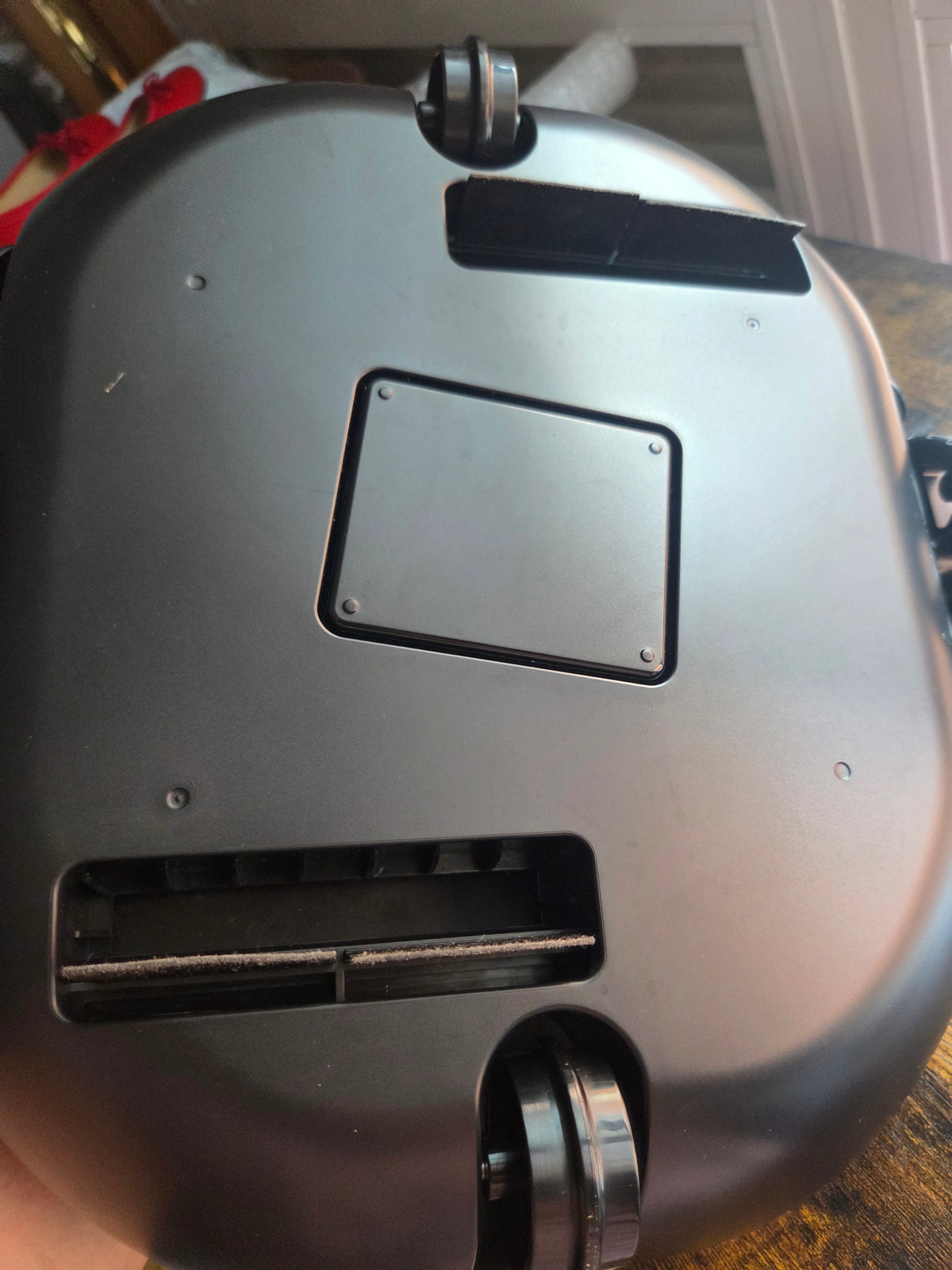 Robot Limpiafondos Automático Inalámbrico para Piscina (Modelo PC2332)