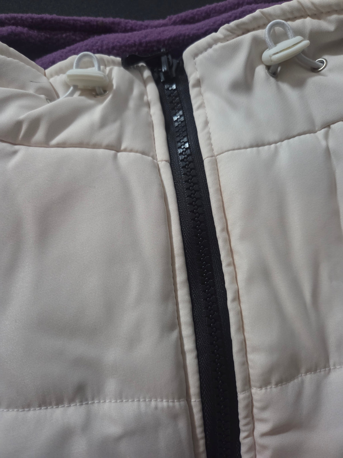 Abrigo chaleco térmico para perro con arnés – Talla XL (Nuevo con etiqueta)