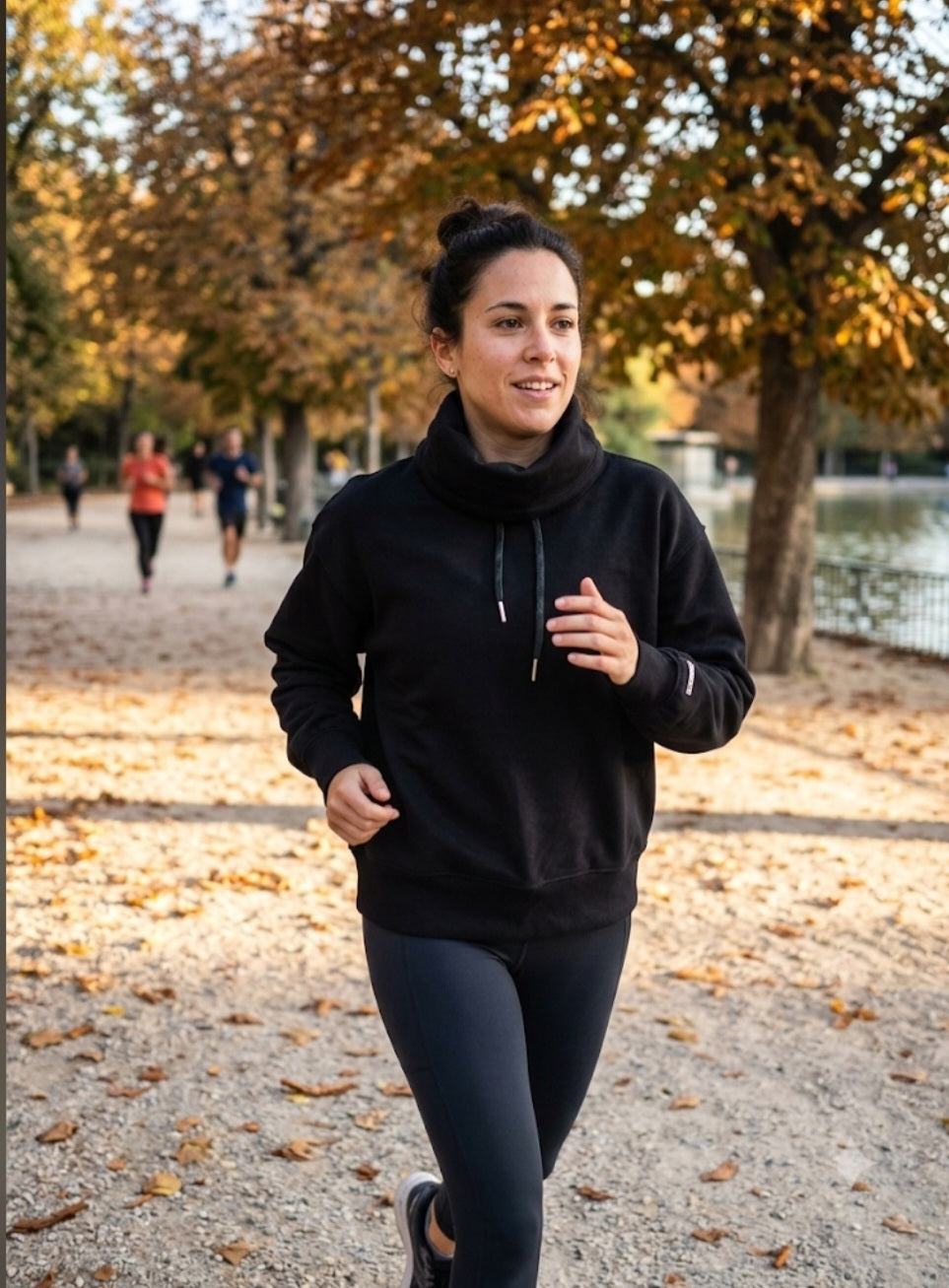 Sudadera STRONGER Cuello Alto / Chimenea Turtleneck Negra Talla L - Nueva con Etiquetas
